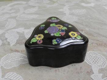 Černá keramická dóza, majolika - Dubí (Eichwald) Černá keramická dóza, majolika - Dubí (Eichwald)