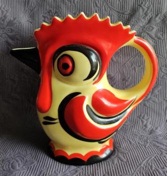 Džbánek ve tvaru kohouta, zn. Ditmar Urbach Džbánek ve tvaru kohouta, zn. Ditmar Urbach