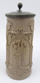 Pamětní korbel s katedrálou v Regensburgu Pamětní korbel s katedrálou v Regensburgu