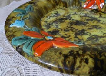 Keramický servírovací talíř Keramický servírovací talíř